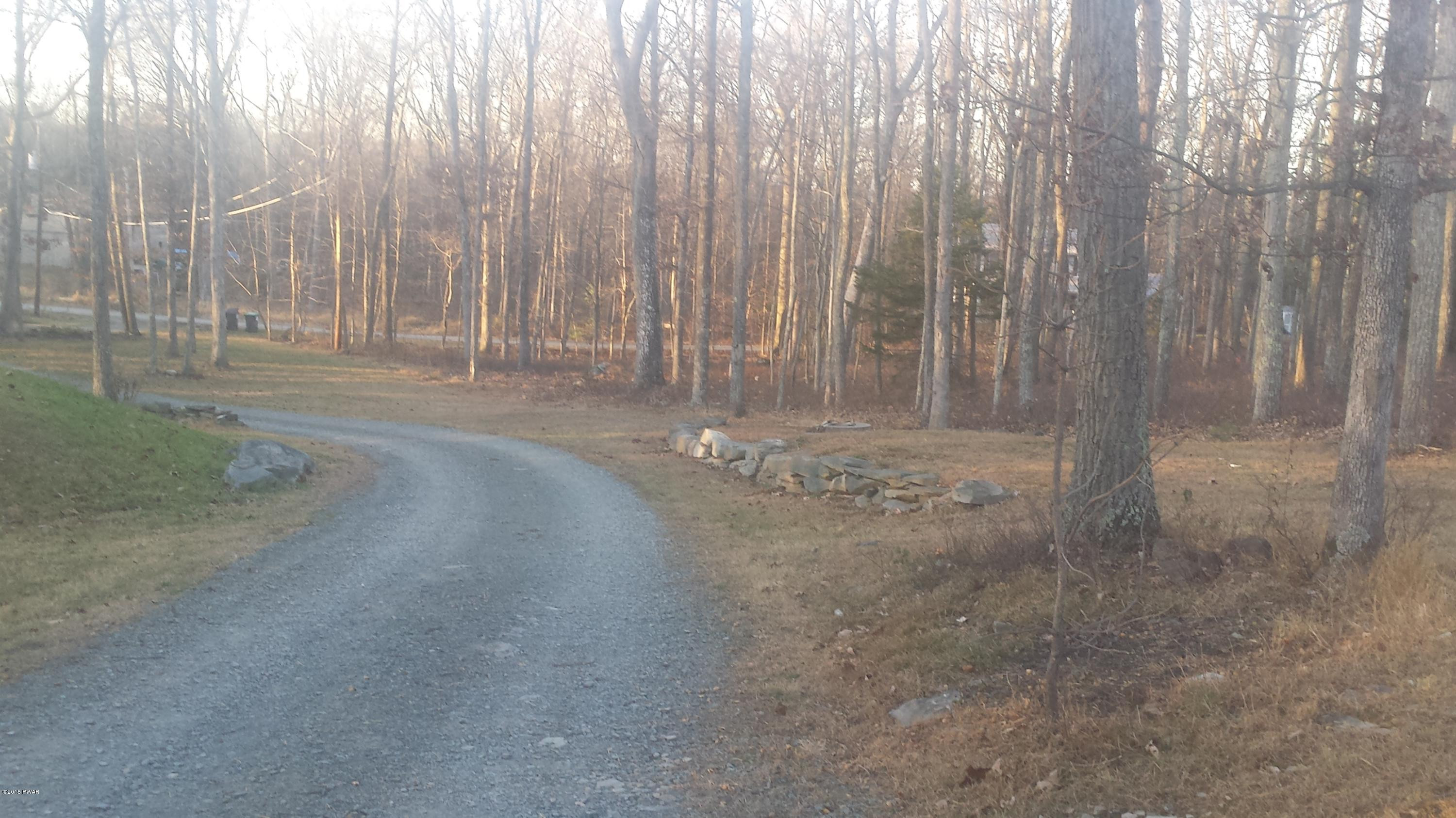137 Dark Swamp Road Dingmans Ferry, PA 18328 - Photo 33 of 37
