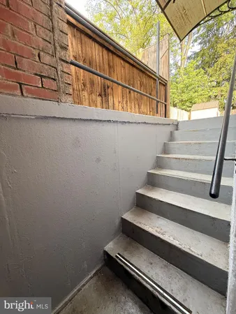 $1,250 | 4311 Joplin Drive, Rockville, MD 20853