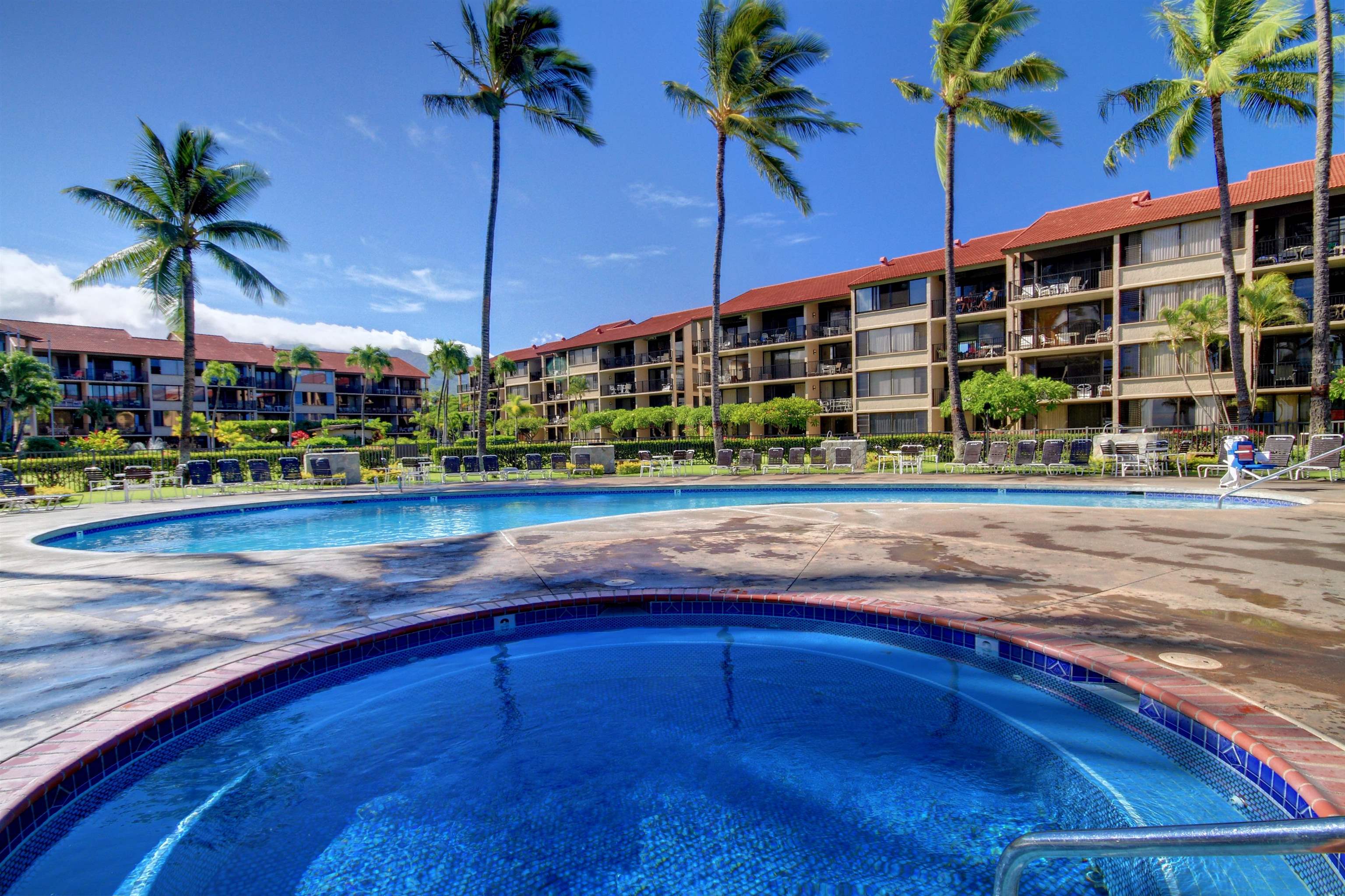 3543 Lower Honoapiilani Road, Unit K403 Lahaina, HI 96761 - Photo 13 of 29 a house view with a garden space