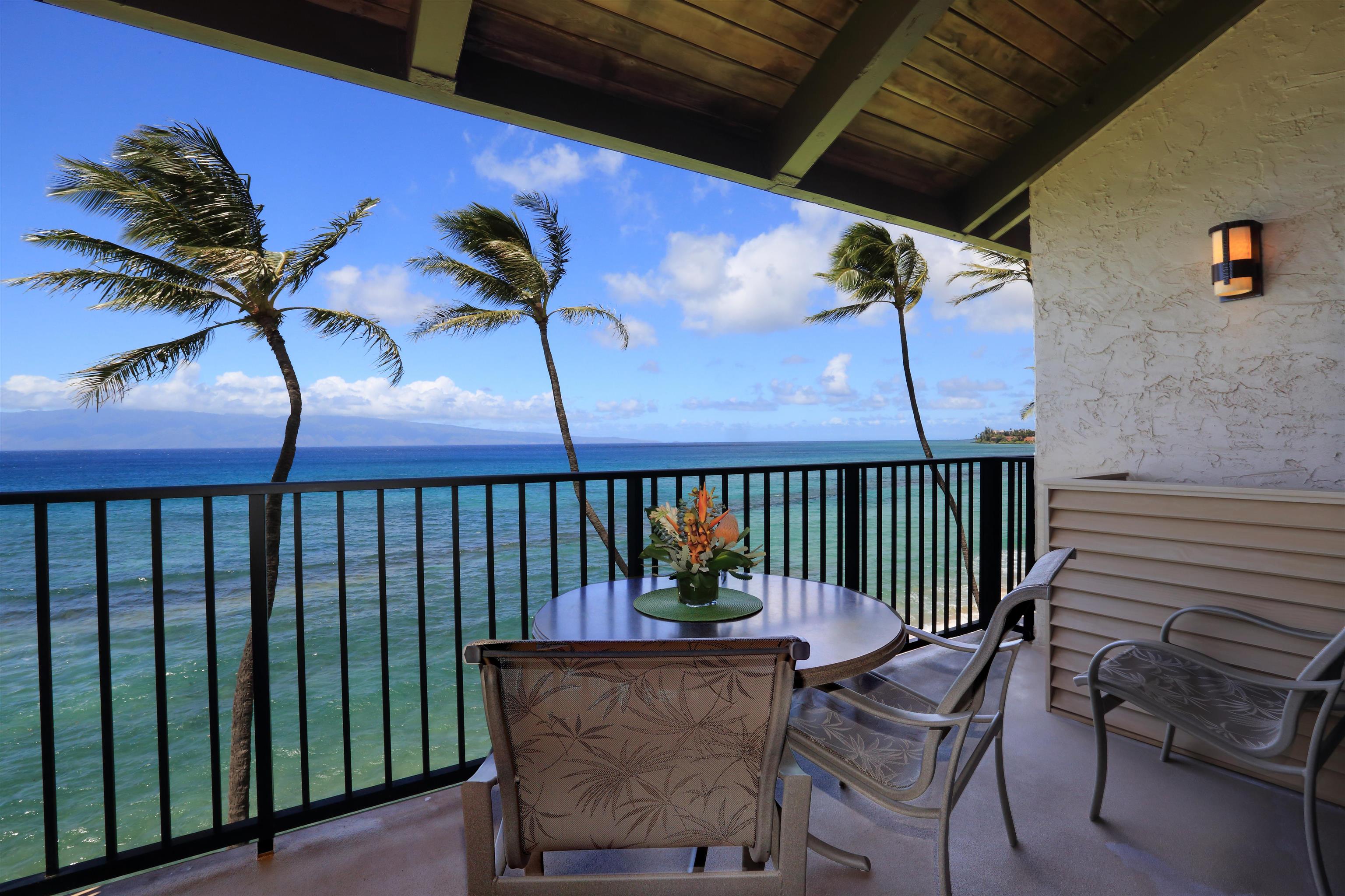 3543 Lower Honoapiilani Road, Unit K403 Lahaina, HI 96761 - Photo 7 of 29 a view of a balcony with furniture