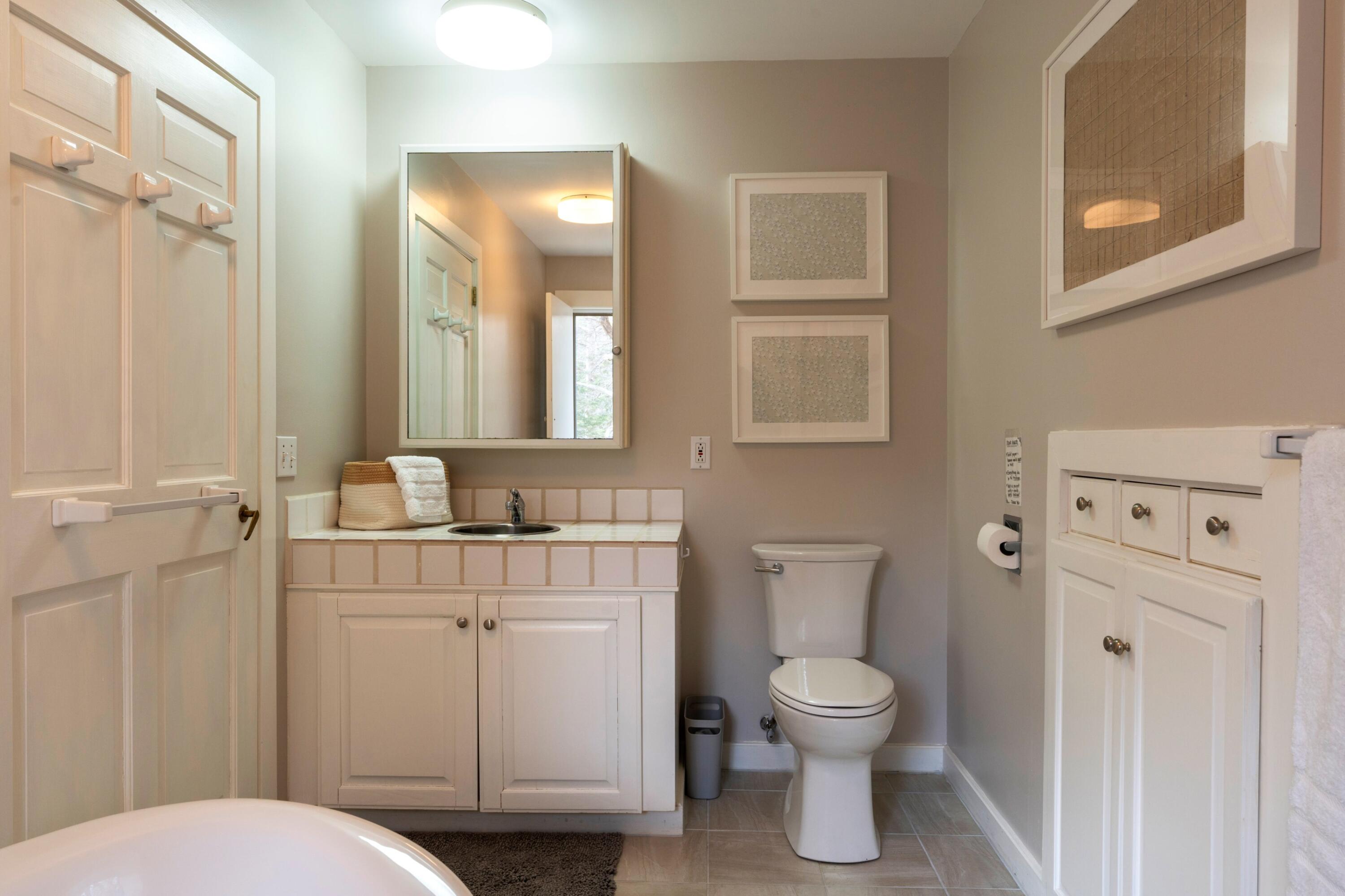 95 Macomber Pines Road Mount Desert, ME 04660 - Photo 16 of 34 Primary Bathroom