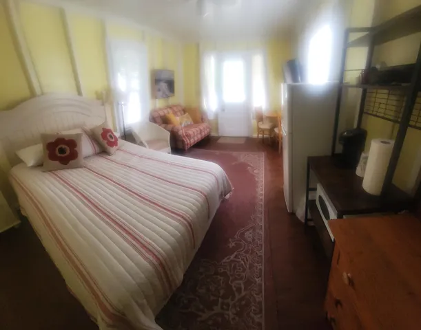 $128,500 | 8568 Portage Point Drive, Unit 3 (DH 4), Onekama, MI 49675