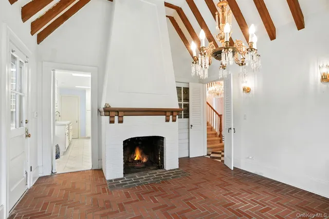 a view of a livingroom with a fireplace