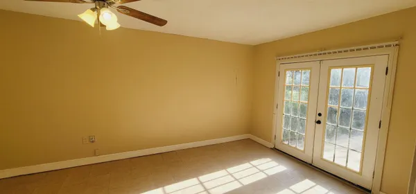 $1,695 | 5889 Cypress Circle, Tallahassee, FL 32303