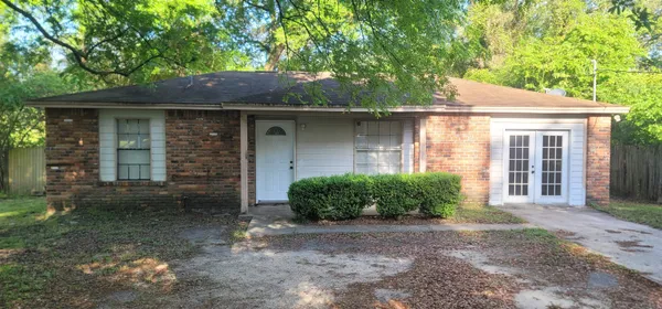 $1,695 | 5889 Cypress Circle, Tallahassee, FL 32303
