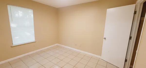 $1,695 | 5889 Cypress Circle, Tallahassee, FL 32303