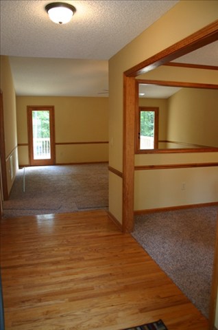 290 Cook Street Gray Court, SC 29645 - Photo 8 of 10 Gallery Image 8