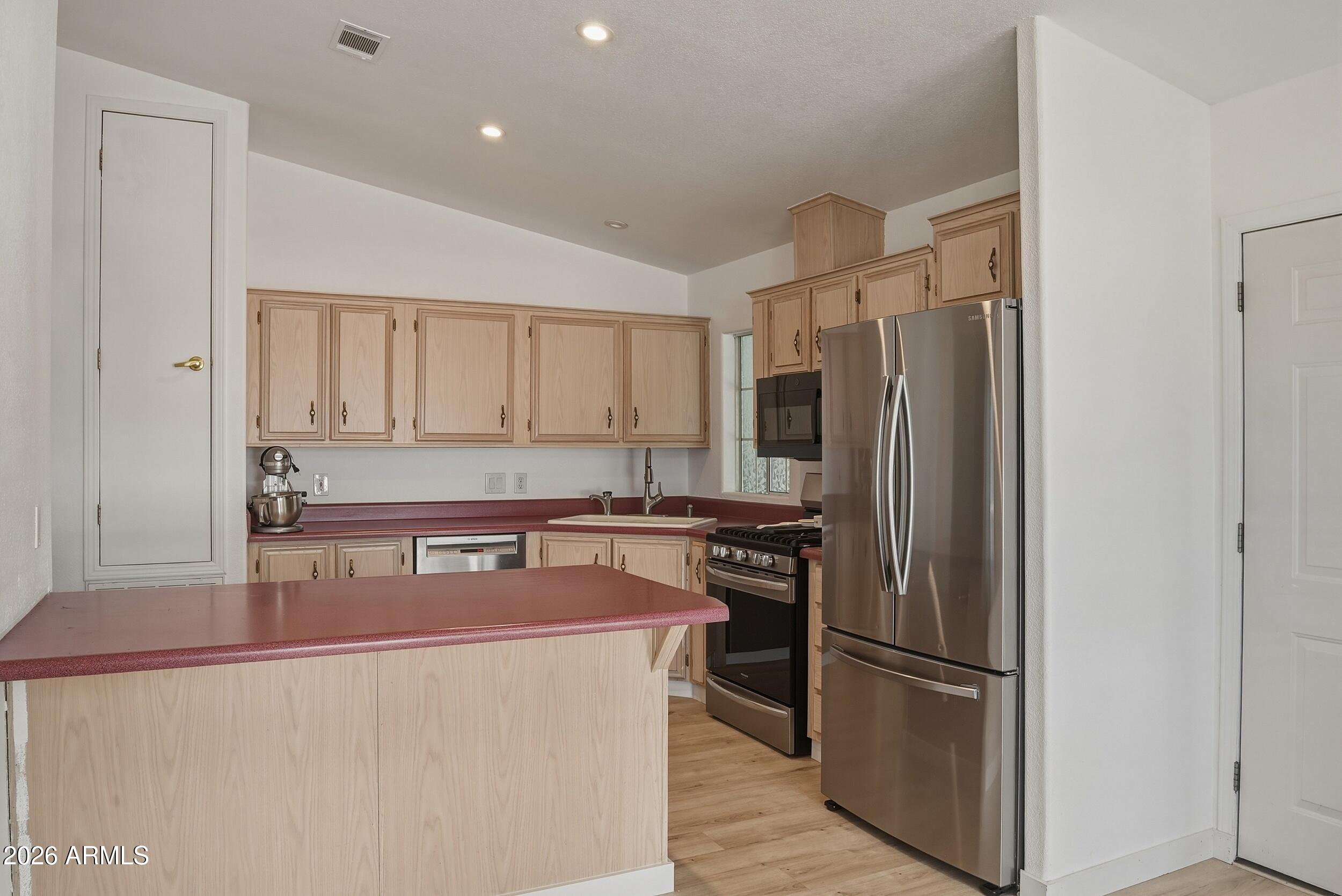 113 North Pinecrest Road Payson, AZ 85541 - Photo 16 of 31 Kitchen