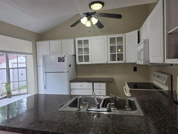 $1,800 | 2674 Macklin Court, Palm Harbor, FL 34684
