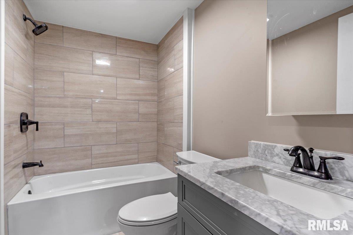 1847 Jerome Avenue Springfield, IL 62704 - Photo 22 of 30 Gallery Image 22