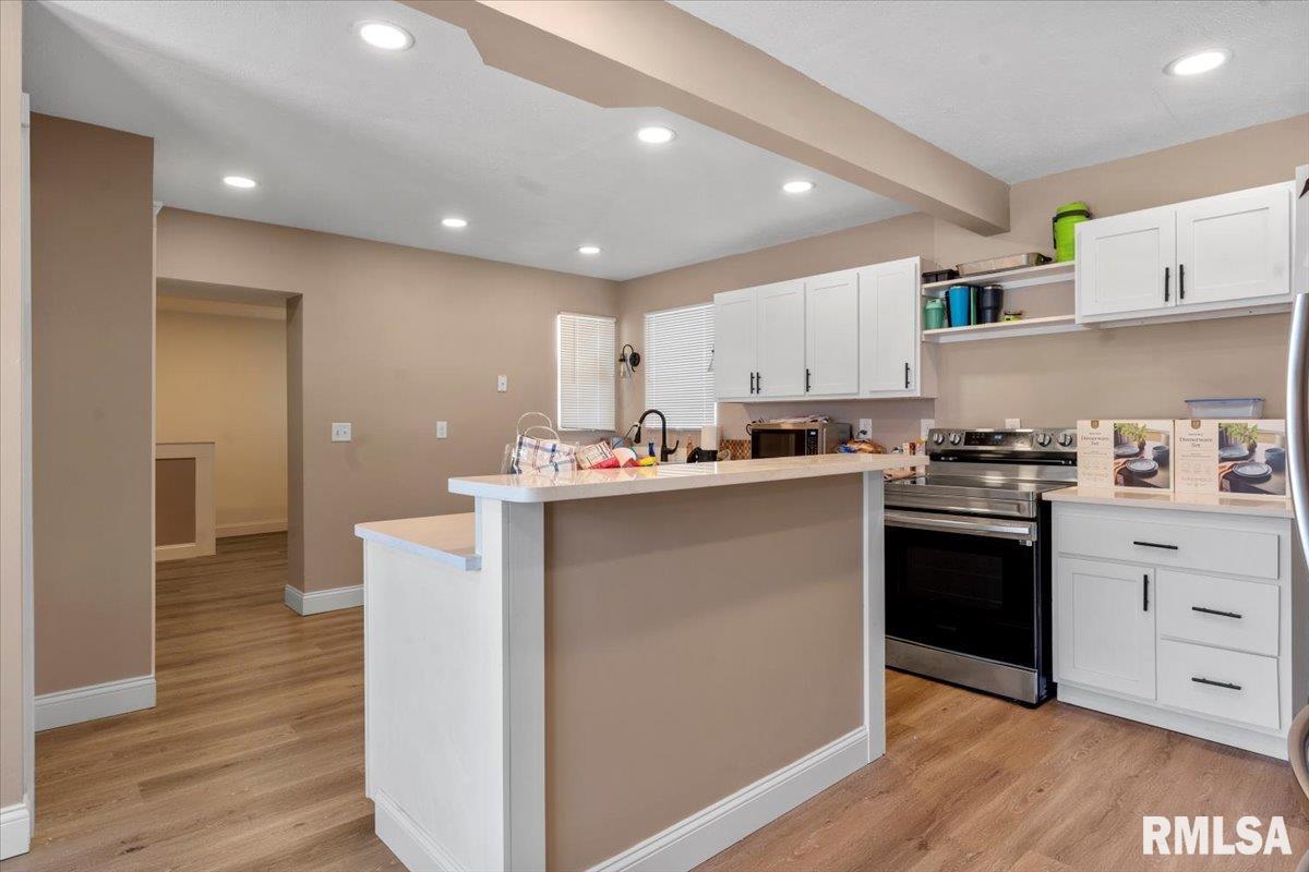 1847 Jerome Avenue Springfield, IL 62704 - Photo 7 of 30 Gallery Image 7