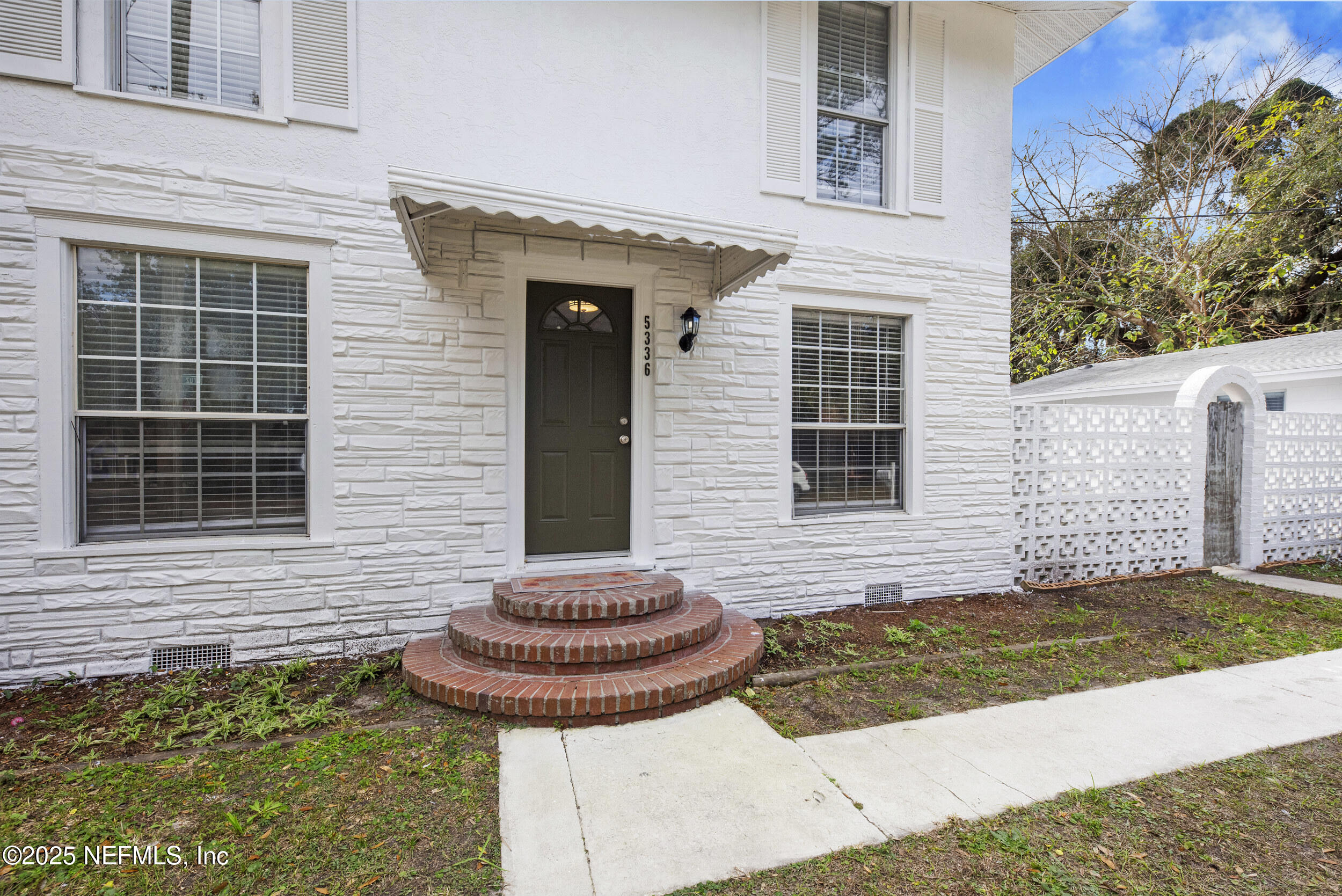 5336 Cruz Road Jacksonville, FL 32207 - Photo 3 of 32 03 (1)