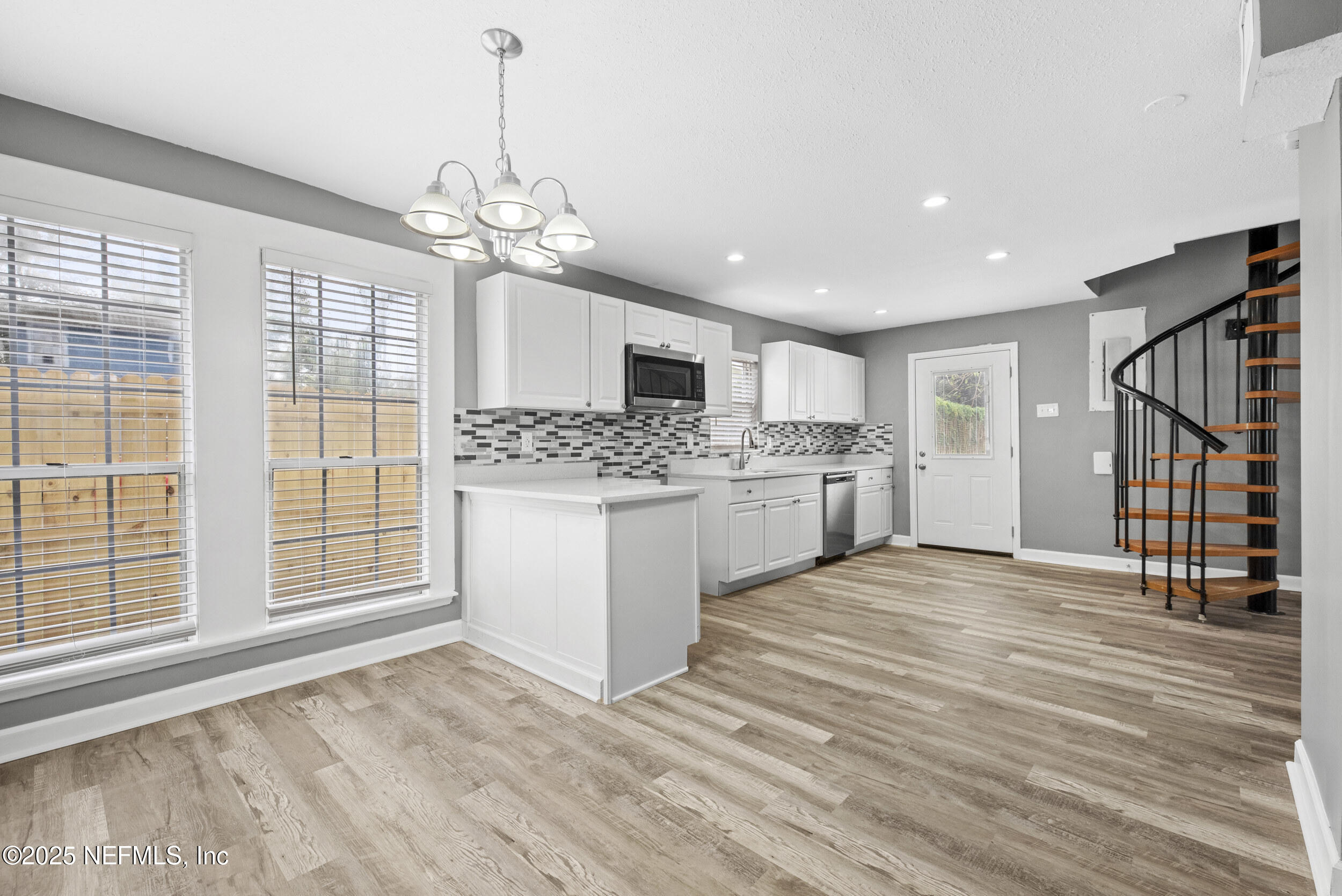 5336 Cruz Road Jacksonville, FL 32207 - Photo 7 of 32 09 (1)