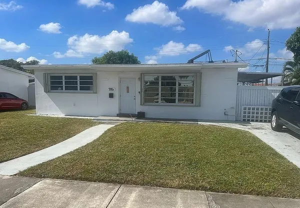 $5,000 | 5760 West 14th Avenue, Hialeah, FL 33012