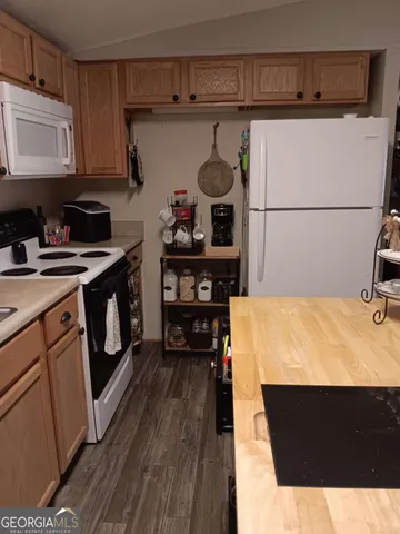 $254,900 | 13 Black Road Northeast, White, GA 30184