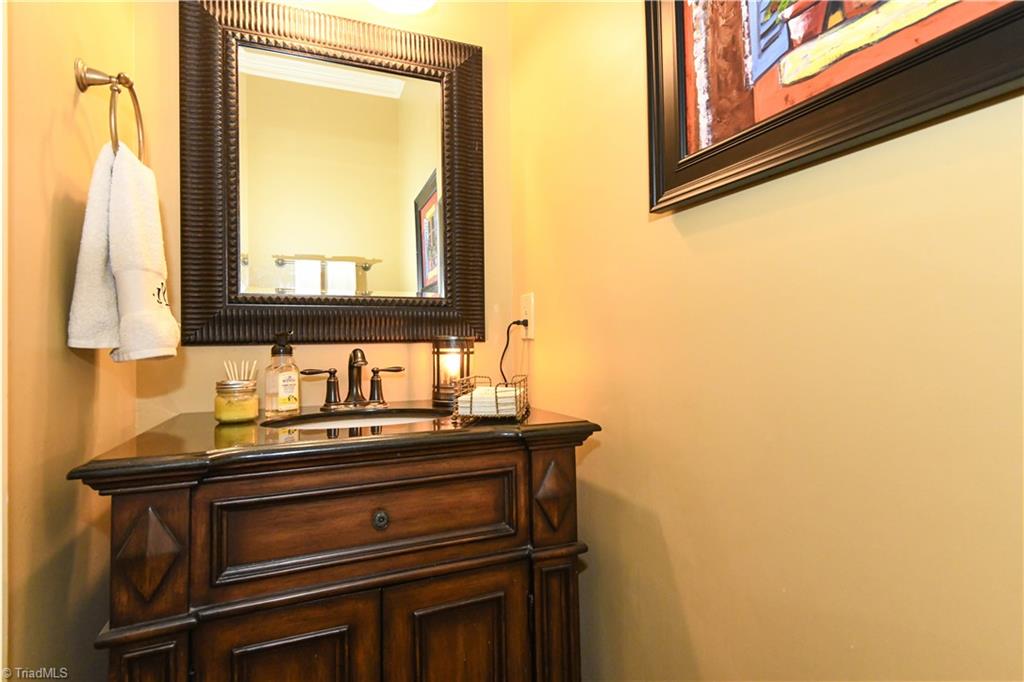 2700 Red Gate Court Jamestown, NC 27282 - Photo 16 of 49