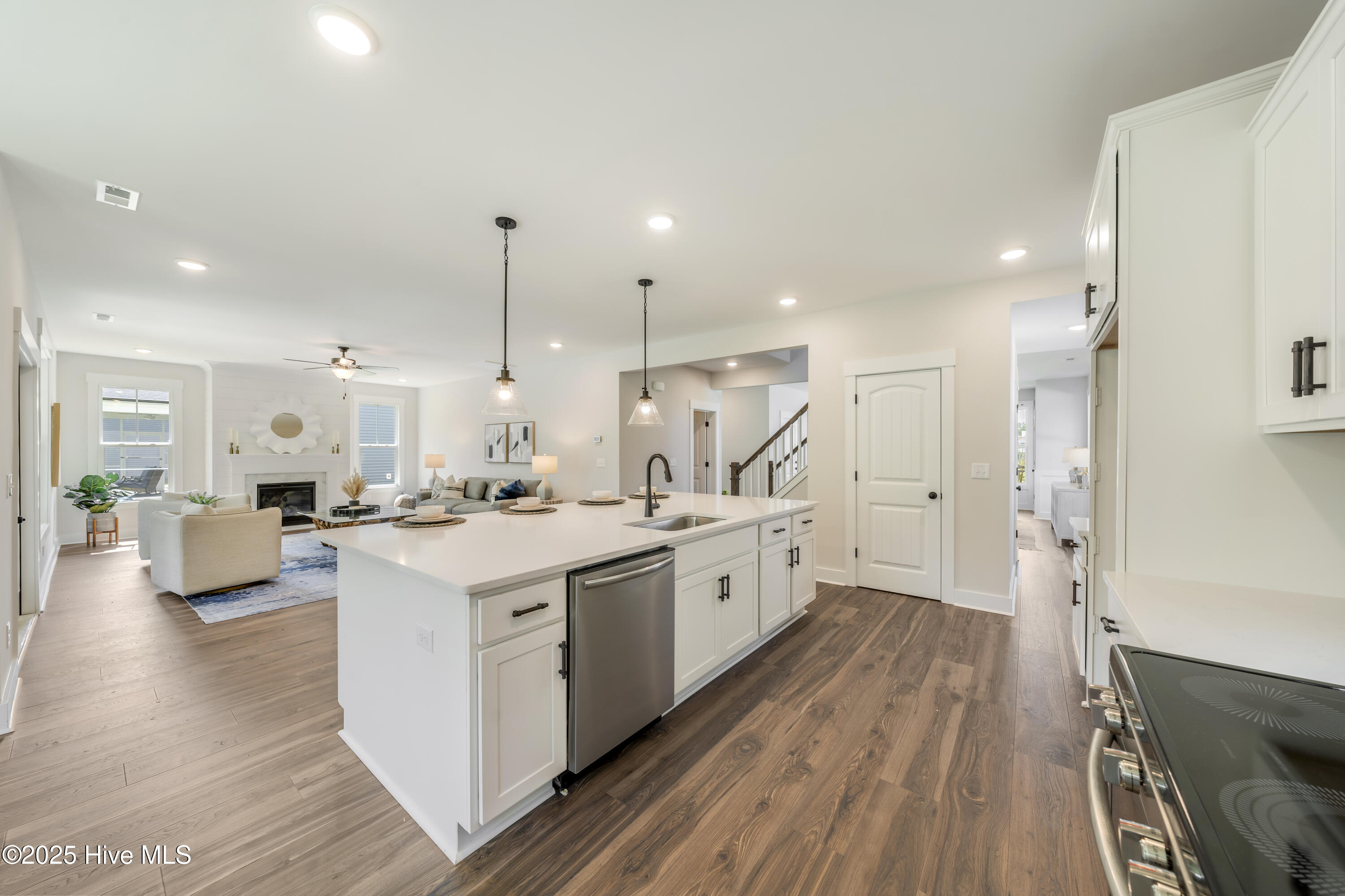 47 North Bandwheel Way Hampstead, NC 28443 - Photo 21 of 38 Representative Photo