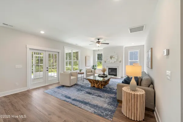 $534,933 | 47 North Bandwheel Way, Hampstead, NC 28443