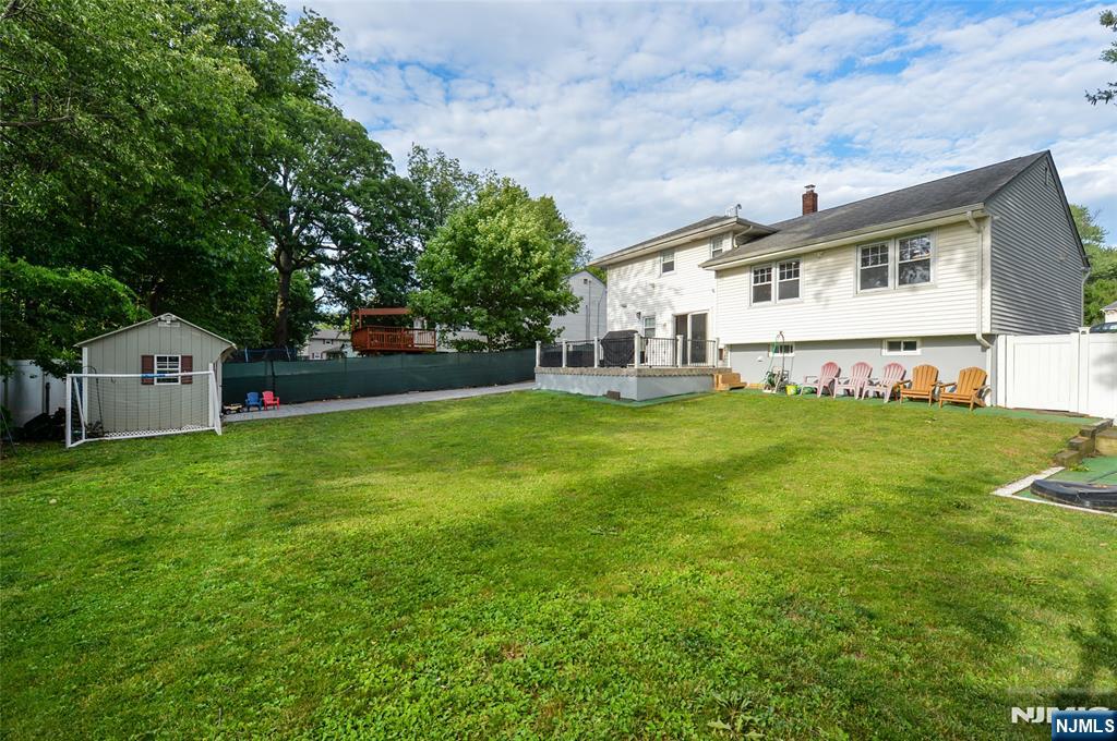 154 Middlesex Avenue Paramus, NJ 07652 - Photo 32 of 32
