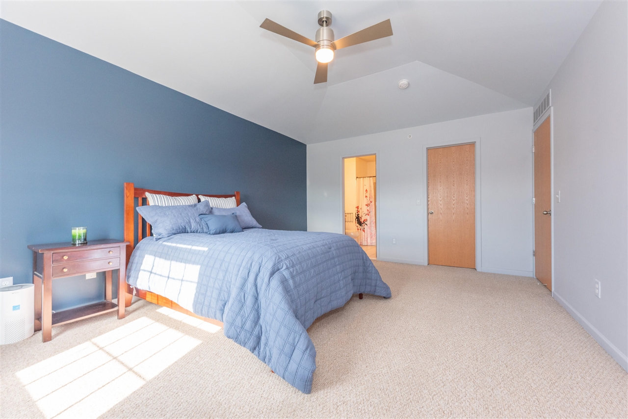 1104 Riversedge Drive Saline, MI 48176 - Photo 8 of 37