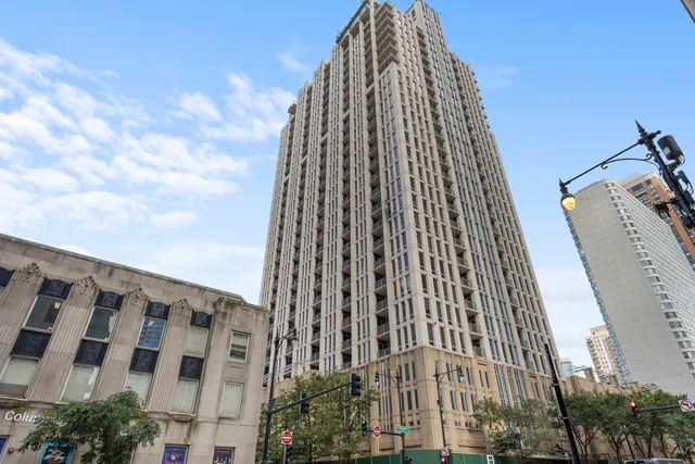 $599,900 | 1250 South Michigan Avenue, Unit 2704, Chicago, IL 60605