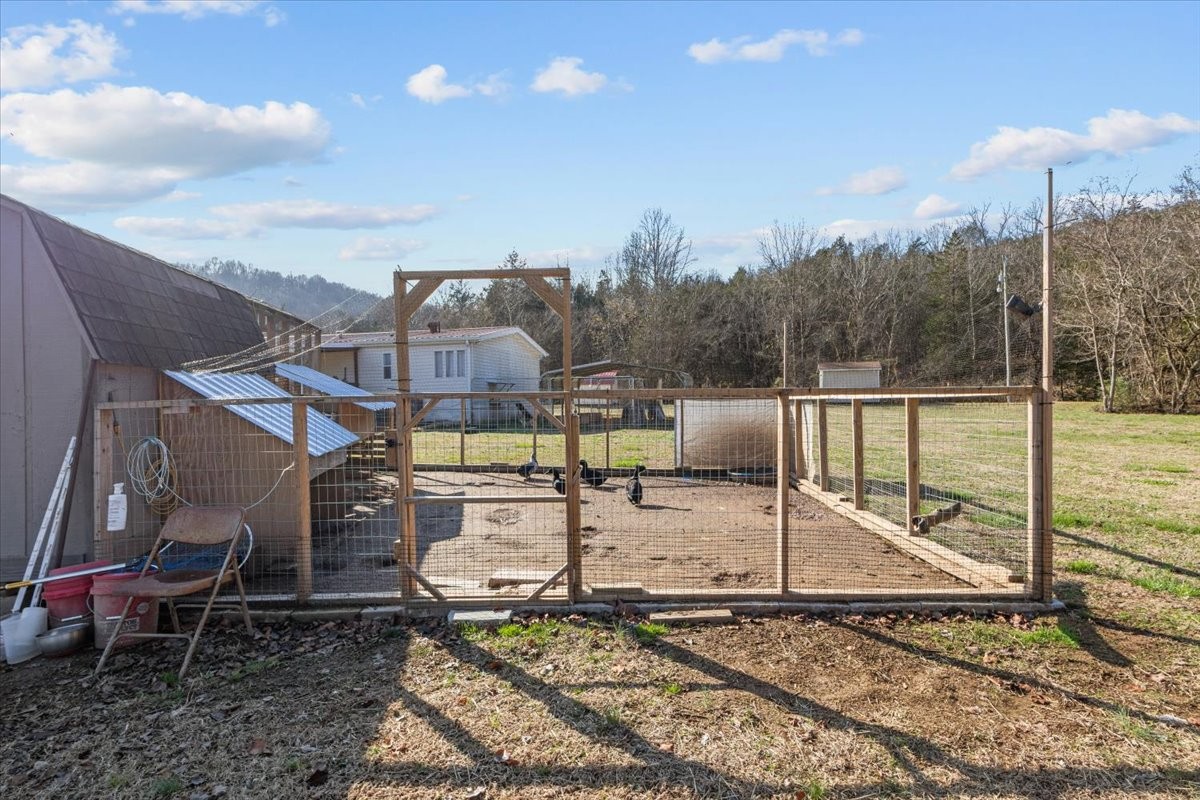 25 Cardinal Road Linden, TN 37096 - Photo 35 of 92