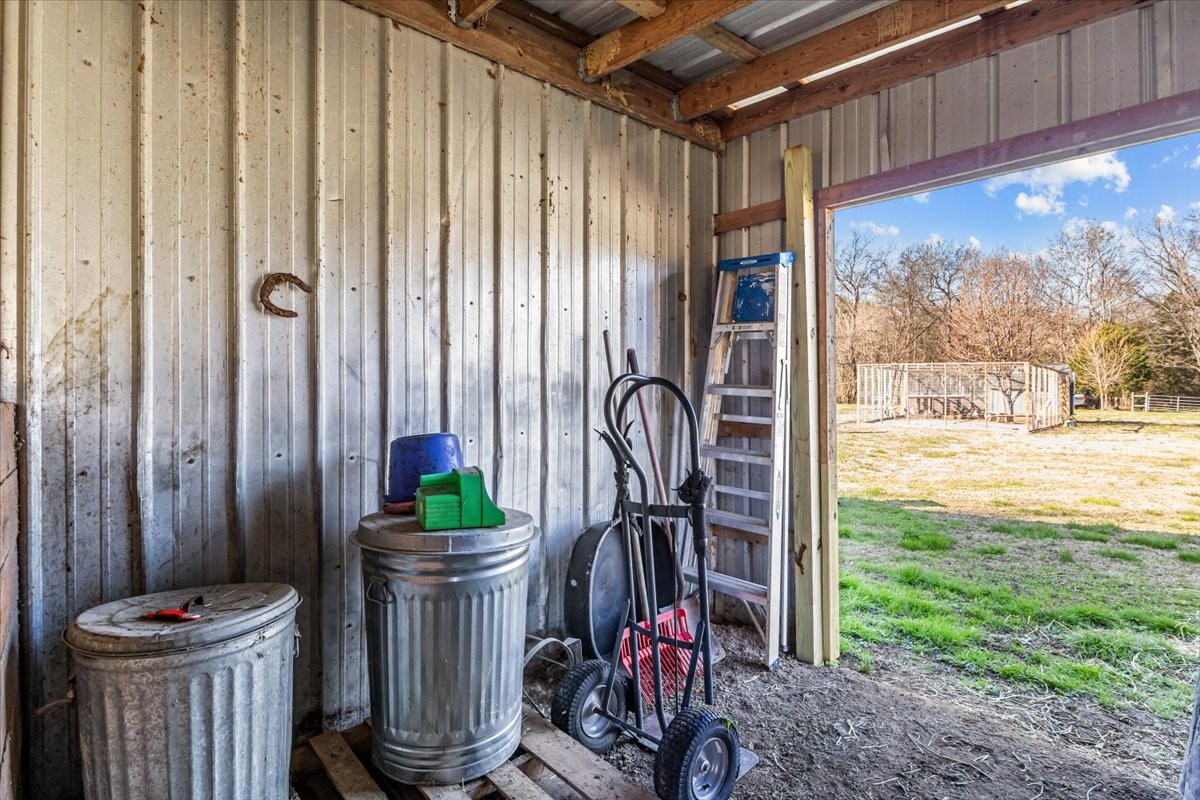 25 Cardinal Road Linden, TN 37096 - Photo 40 of 92