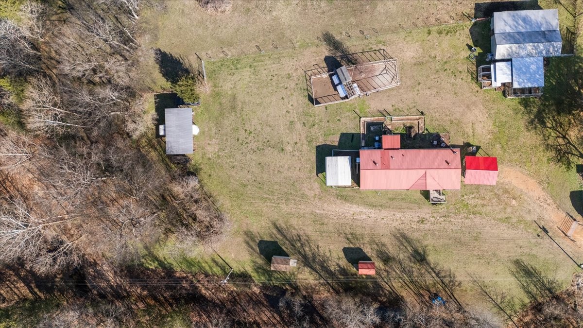 25 Cardinal Road Linden, TN 37096 - Photo 65 of 84