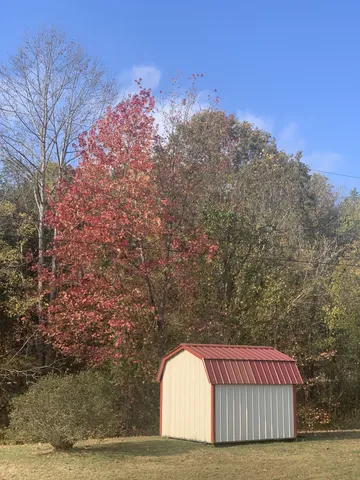 $520,000 | 25 Cardinal Road, Linden, TN 37096