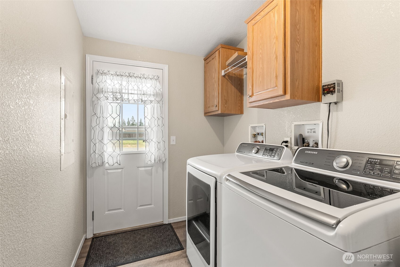 18933 Prairie Street Southwest Rochester, WA 98579 - Photo 24 of 33