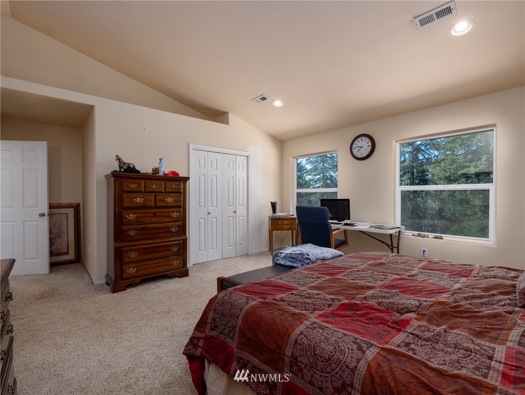 216 South Hawkins Road Winlock, WA 98596 - Photo 11 of 24
