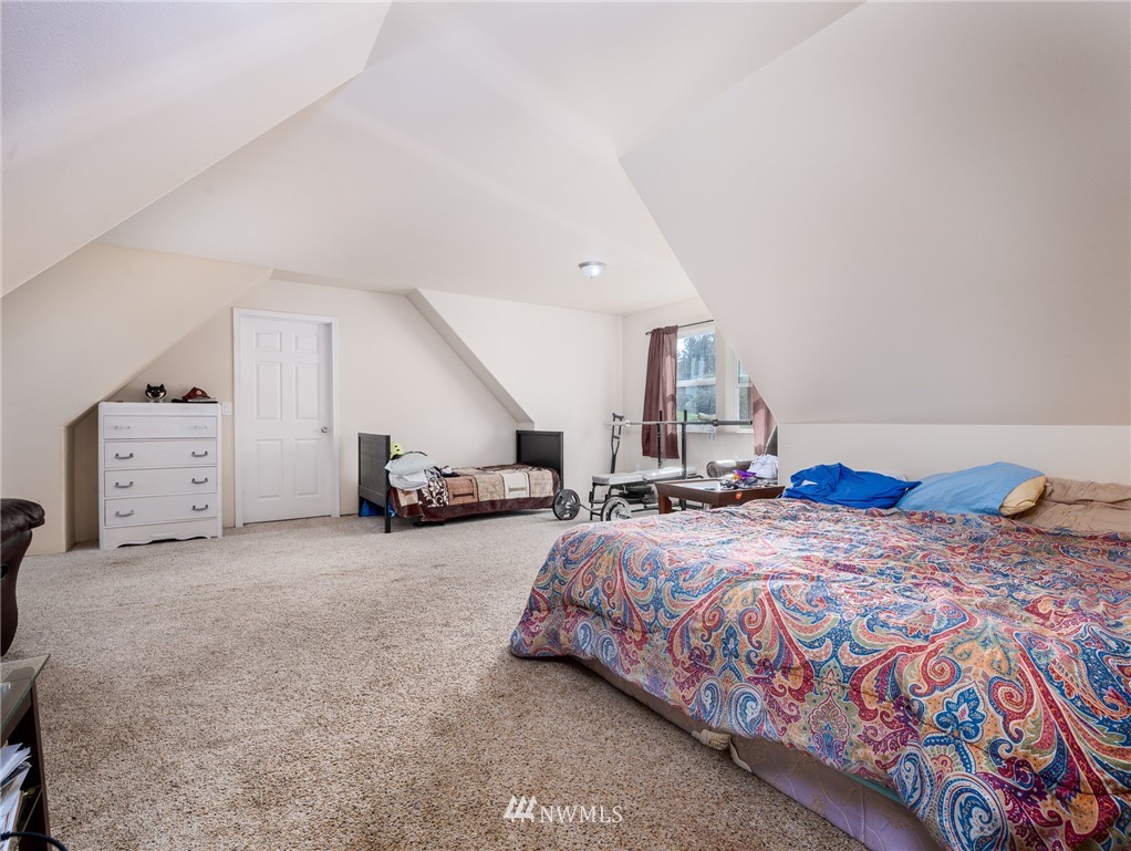 216 South Hawkins Road Winlock, WA 98596 - Photo 12 of 24