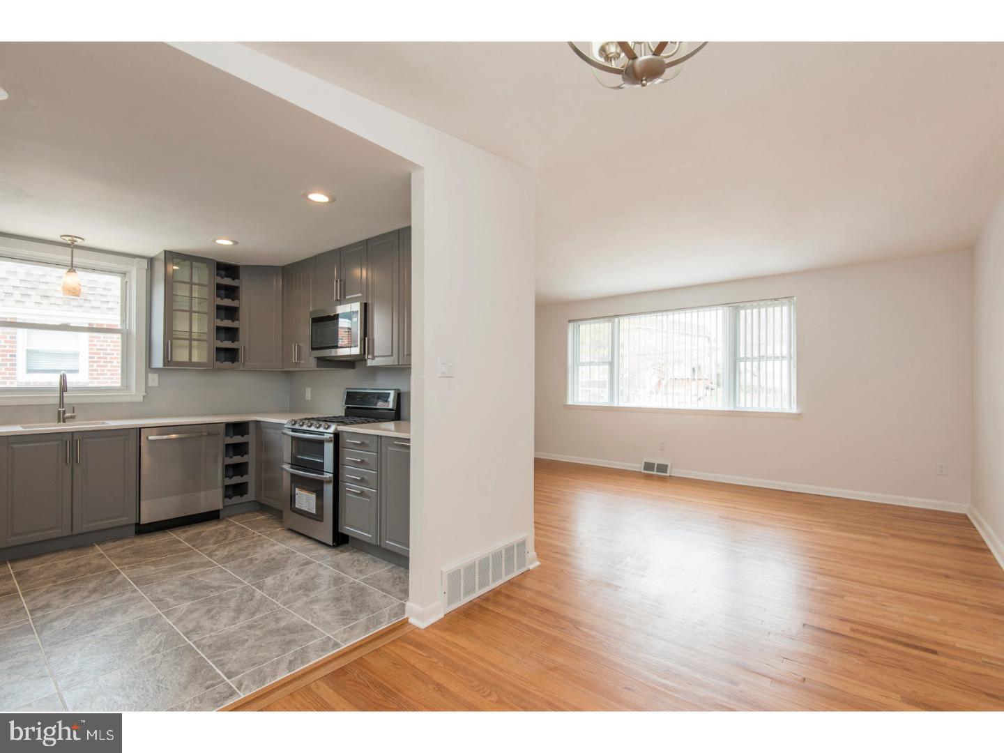 740 Hill Road Philadelphia, PA 19128 - Photo 4 of 21 Dining Room
