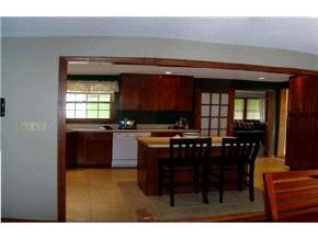74 Wethersfield Road Nashua, NH 03062 - Photo 2 of 4