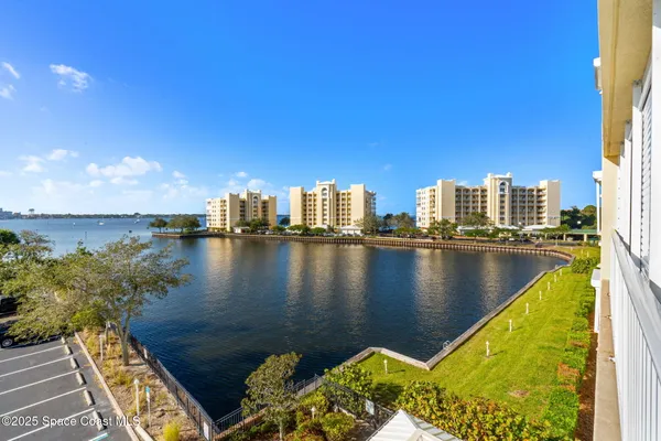 $475,000 | 134 Starboard Lane, Unit 301, Merritt Island, FL 32953