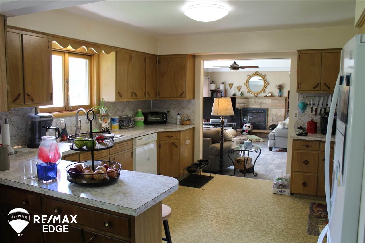 6156 Johnson Road Flushing, MI 48433 - Photo 7 of 17