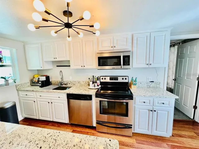 $3,000 | 428 Orangewood Drive, Dunedin, FL 34698