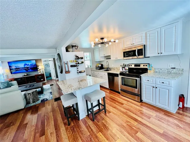 $3,000 | 428 Orangewood Drive, Dunedin, FL 34698