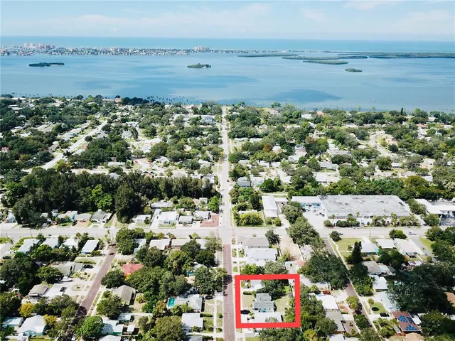 $3,000 | 428 Orangewood Drive, Dunedin, FL 34698