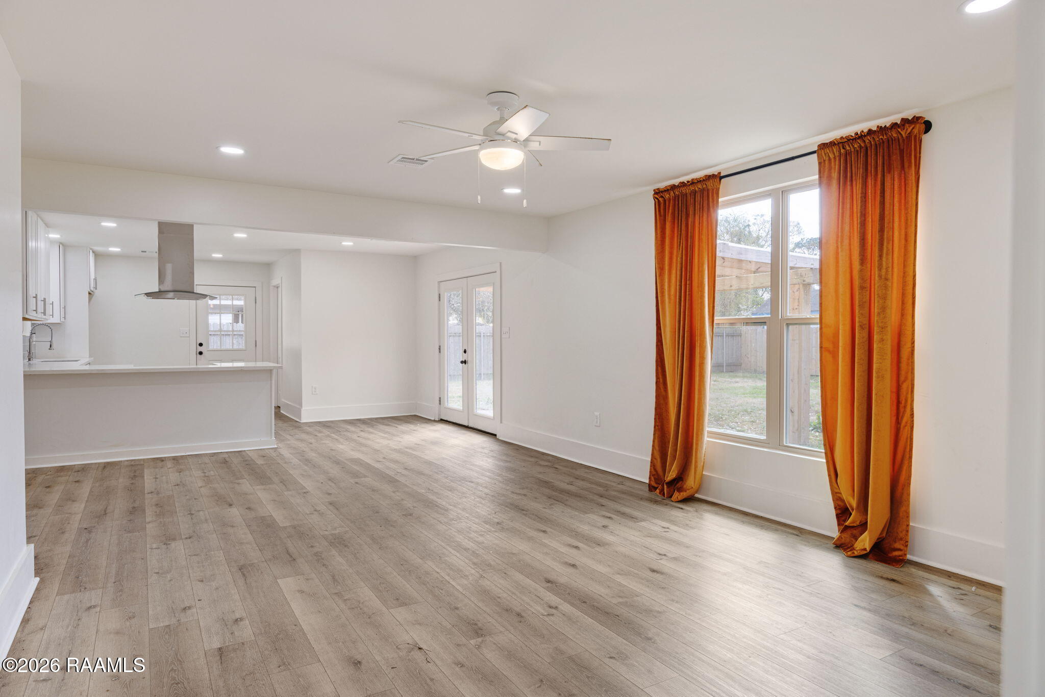 716 Alice Drive Lafayette, LA 70503 - Photo 10 of 26 8-web-or-mls-716 Alice Dr-8