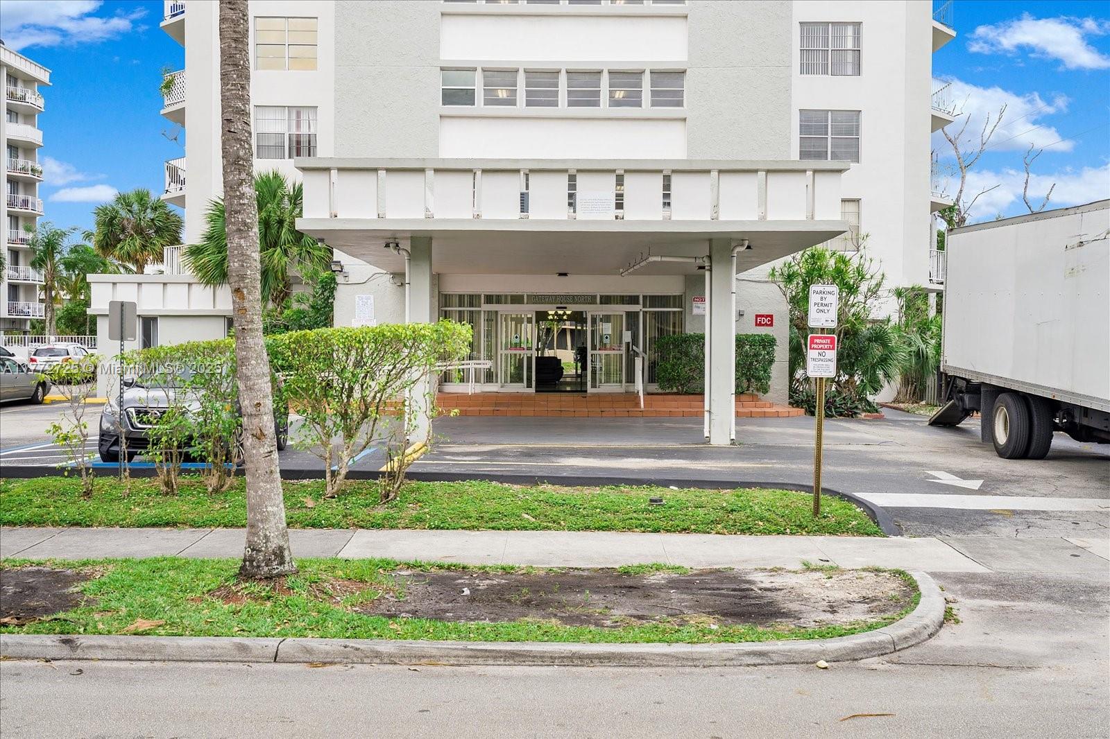 16740 Northeast 9th Avenue, Unit 302 North Miami Beach, FL 33162 - Photo 12 of 19