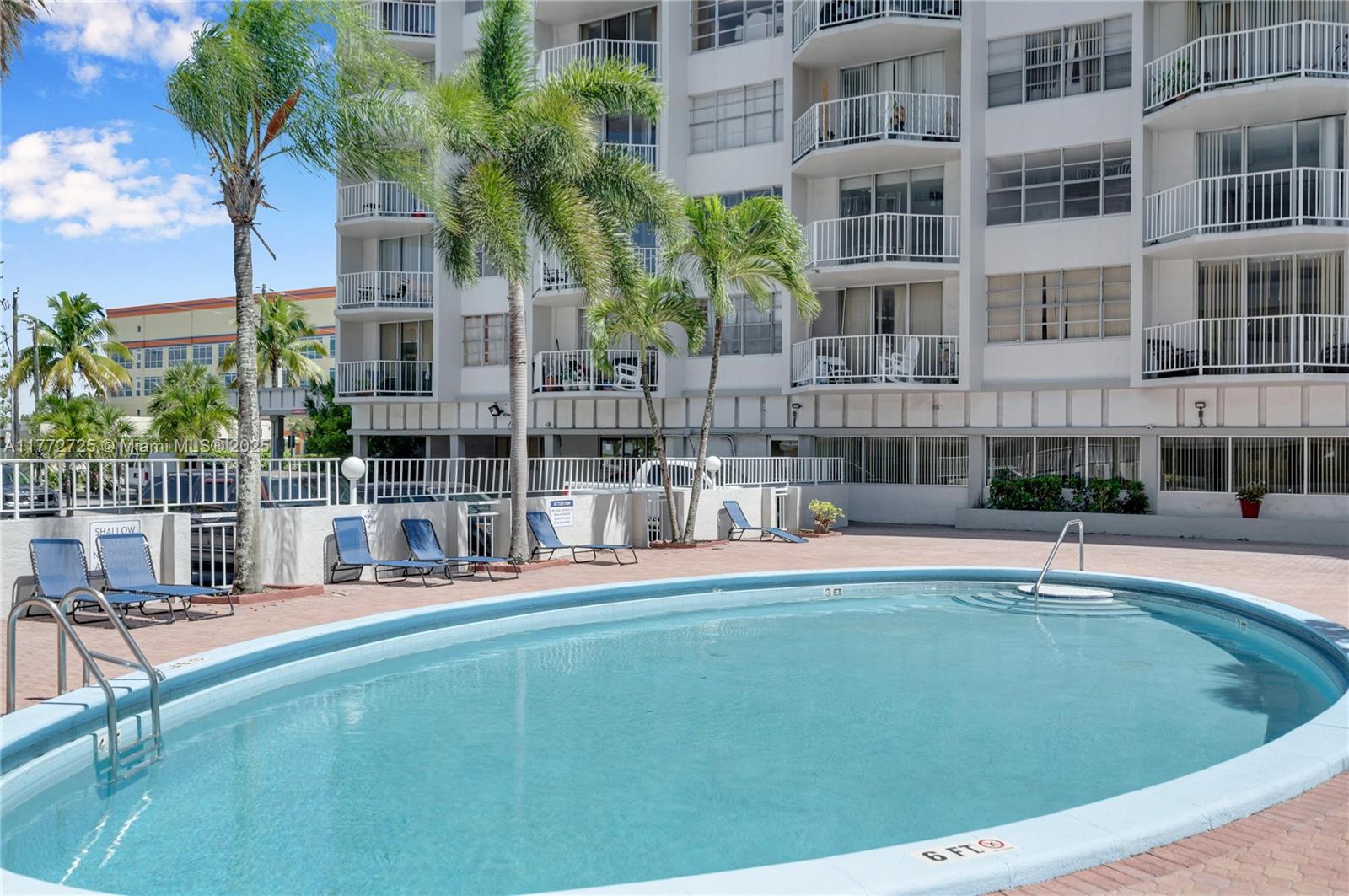 16740 Northeast 9th Avenue, Unit 302 North Miami Beach, FL 33162 - Photo 19 of 19