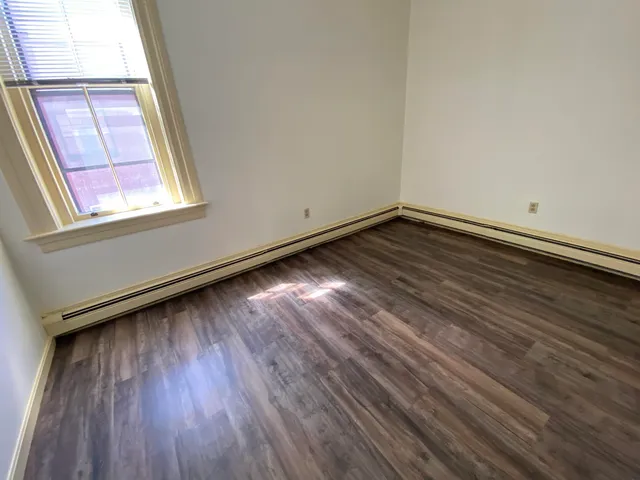 $1,621 | 124 Orange Street, Unit 204, Manchester, NH 03104