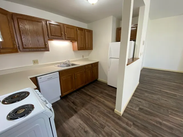 $1,621 | 124 Orange Street, Unit 204, Manchester, NH 03104