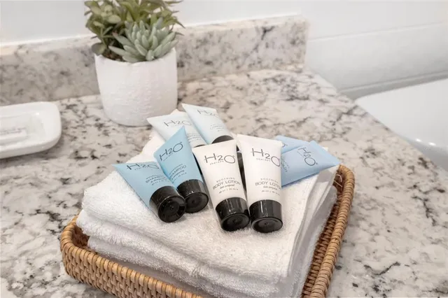 $6,500 | 1603 Gulf Drive North, Unit 27, Bradenton Beach, FL 34217