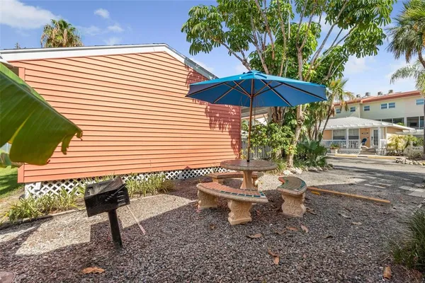 $6,500 | 1603 Gulf Drive North, Unit 27, Bradenton Beach, FL 34217