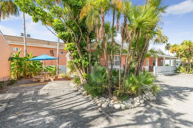 $6,500 | 1603 Gulf Drive North, Unit 27, Bradenton Beach, FL 34217