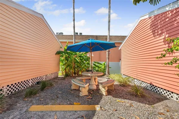 $6,500 | 1603 Gulf Drive North, Unit 27, Bradenton Beach, FL 34217