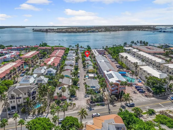 $6,500 | 1603 Gulf Drive North, Unit 27, Bradenton Beach, FL 34217