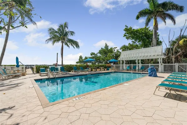 $6,500 | 1603 Gulf Drive North, Unit 27, Bradenton Beach, FL 34217
